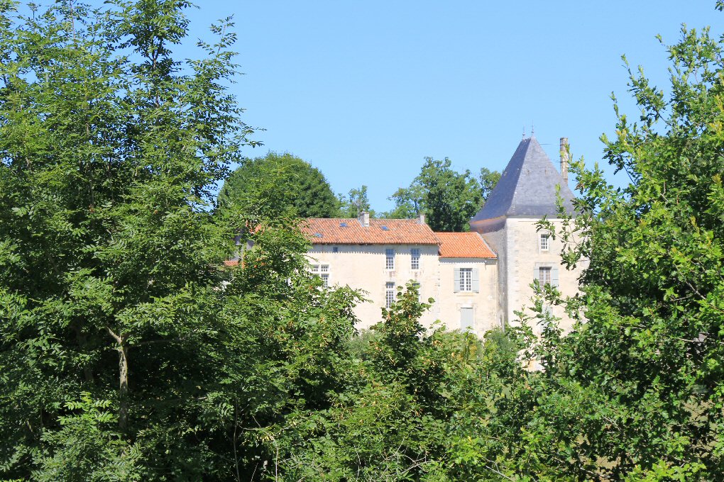 CHÂTEAU DU RECLAUD